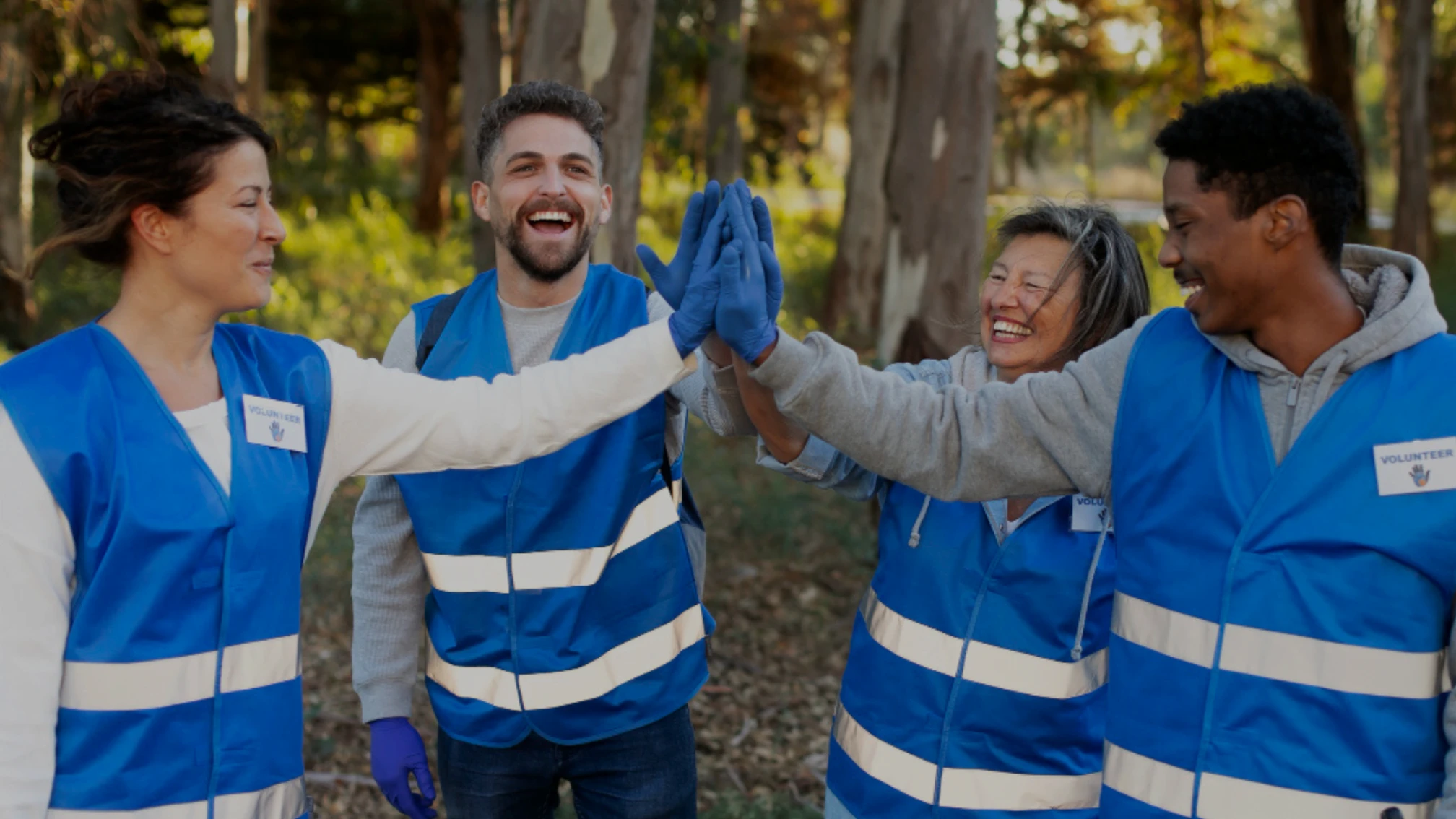 Cultivating Collaboration: How Field Service Teams Can Work Effectively with Sales and Support